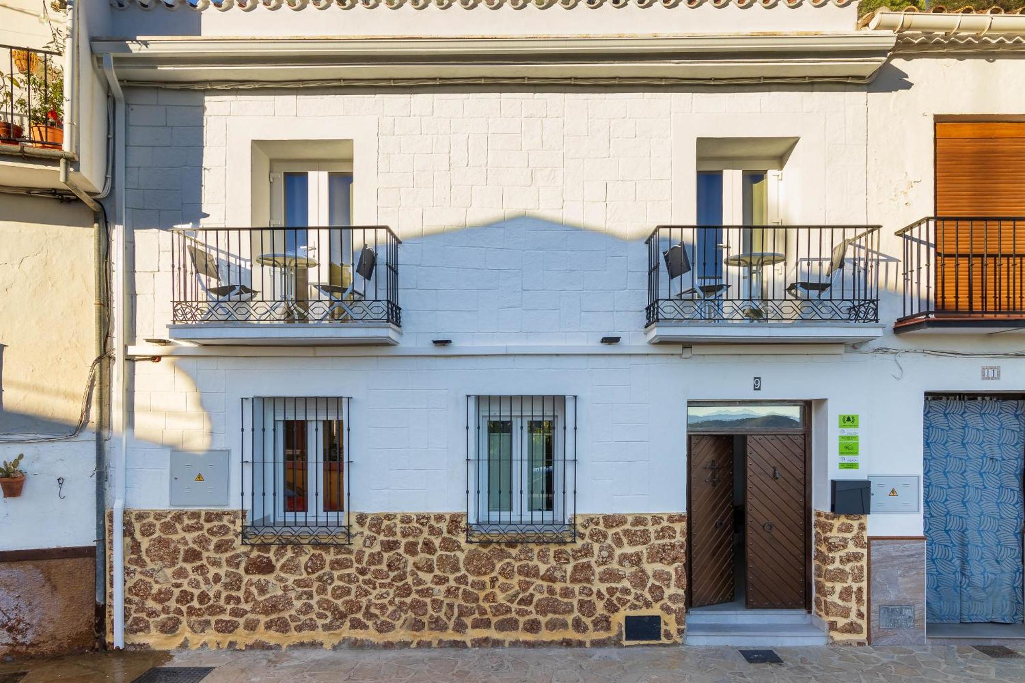 Caminito Rey & Banderas Spa Relax Carratraca Exterior photo